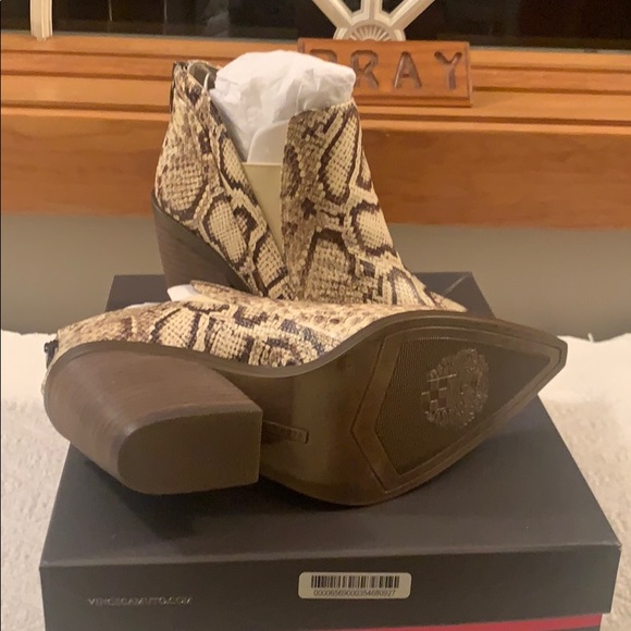 Vince Camuto Gradina Block Heel Bootie Snake Print - Picture 4 of 9